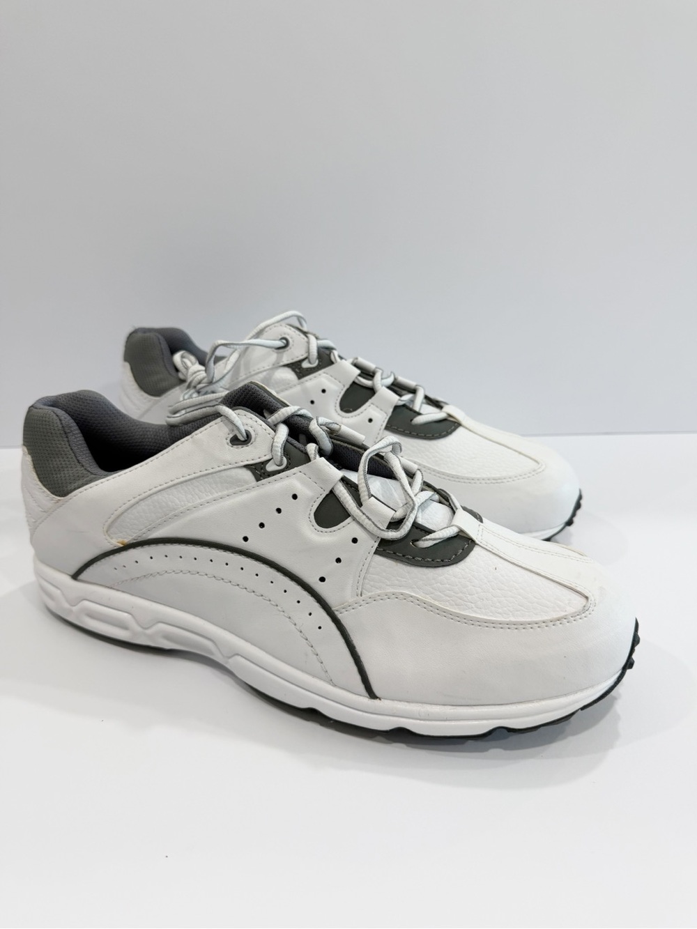 FootJoy Men's Specialty Spikeless Golf Shoes